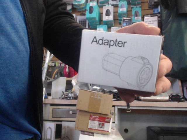 Adapteur chargeur reg a tesla