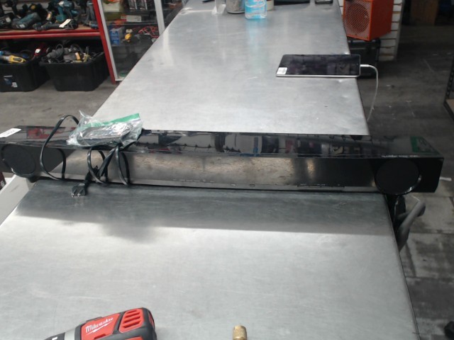 Bar de son avec manette