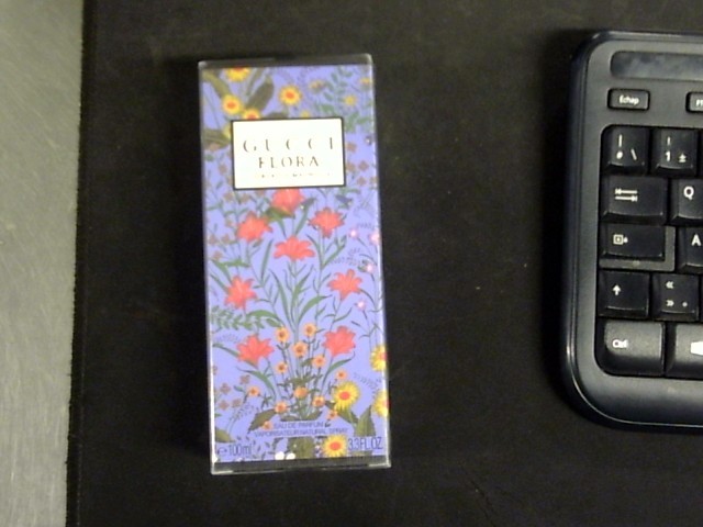 Gorgeous magnolia parfum