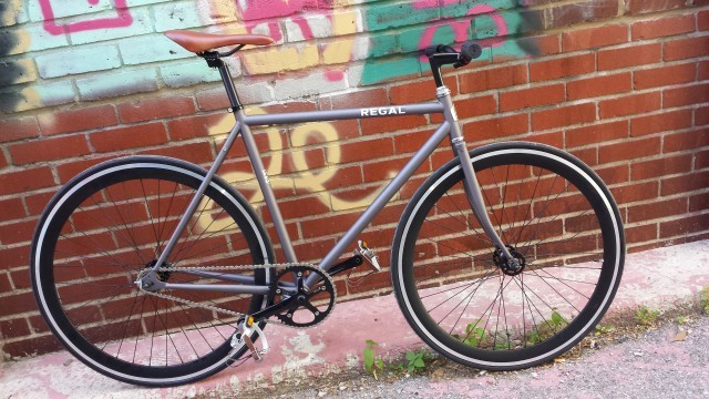 Velo single speed gris