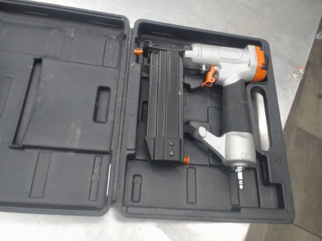 Nailer cloueuse paslode hp100