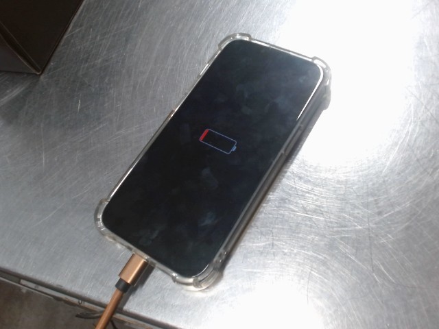 Iphone 13 blue 128gb clear case