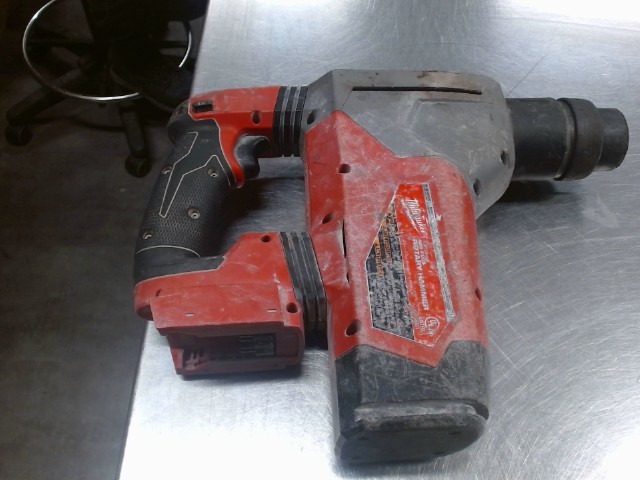 Sds milwaukee 1-1/8 battery powered