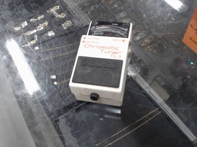 Pedale de guitare tuner