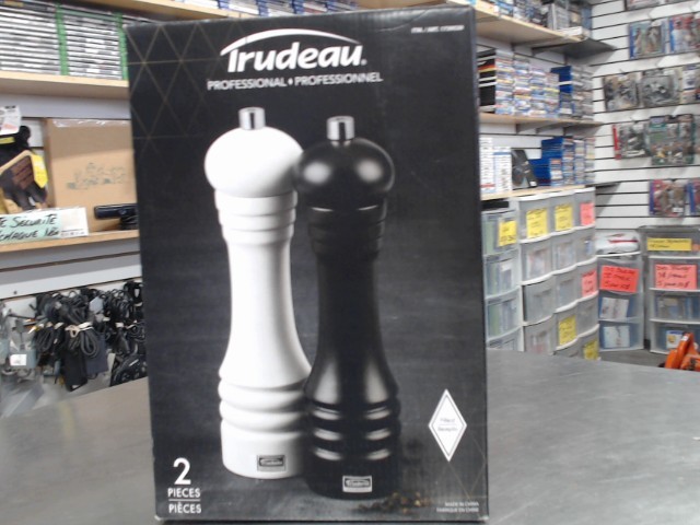 Salt mill&pepper mill(neuf)