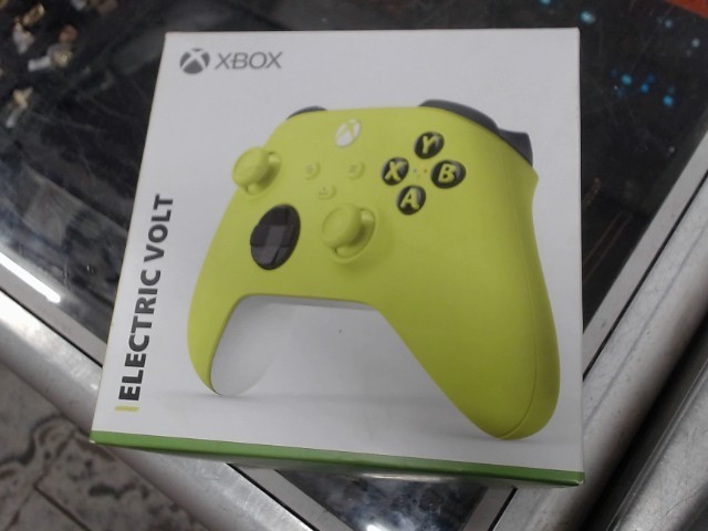 Manette de xbox one (jaune)