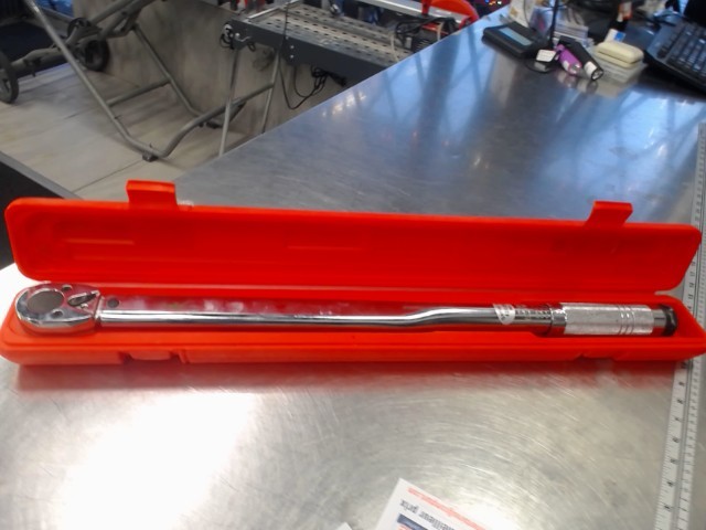 Torque wrench 25-250lb +case rouge