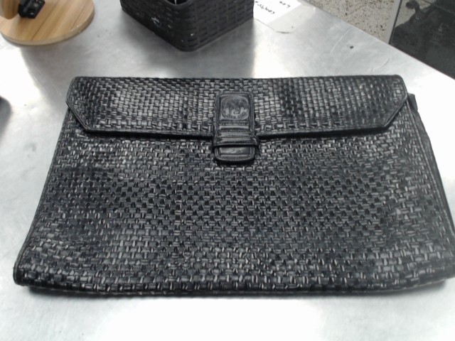 Vintage leather handbag