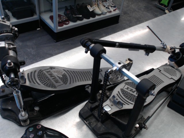 Double kick mapex g3803a