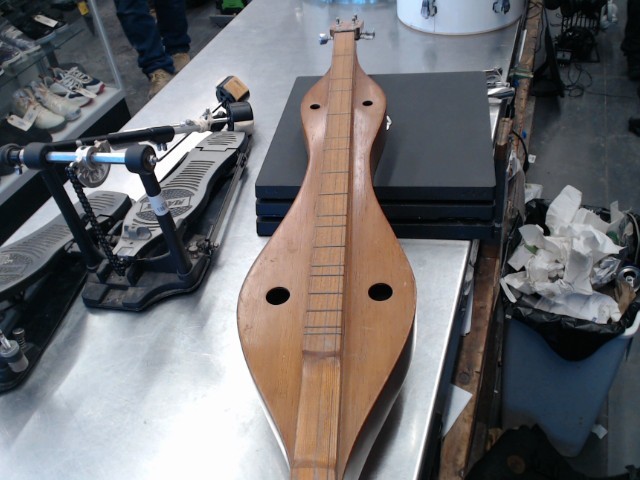 Dulcimers
