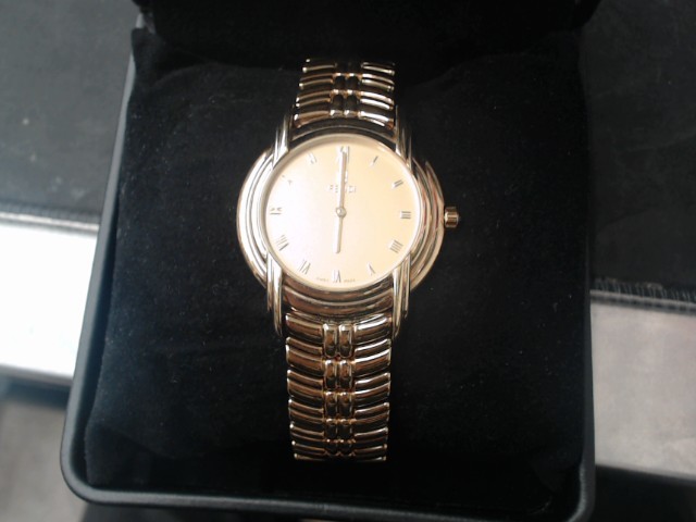 Montre gold plated avec boitier