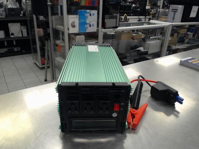 Power inverter 1500w/3000w+cable no fils