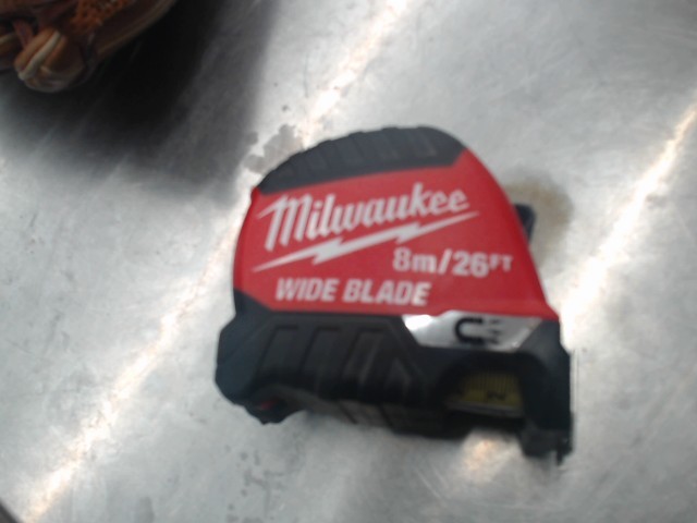 Tape a mesurer milwaukee
