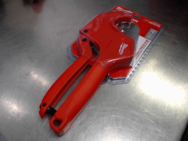 Pvc cutter milwaukee neuf