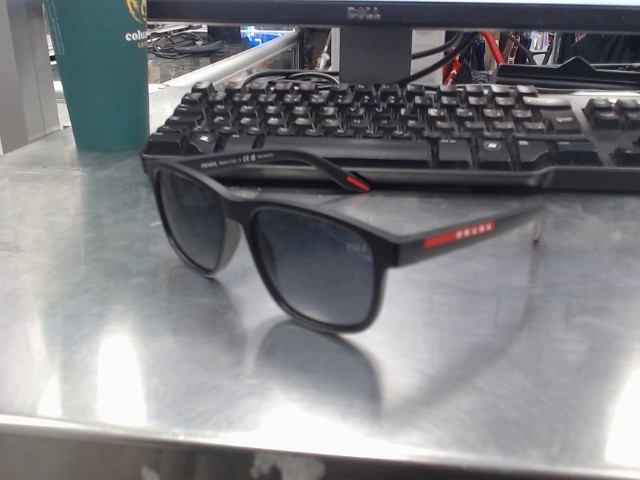 Prada linea rossa sps 06y