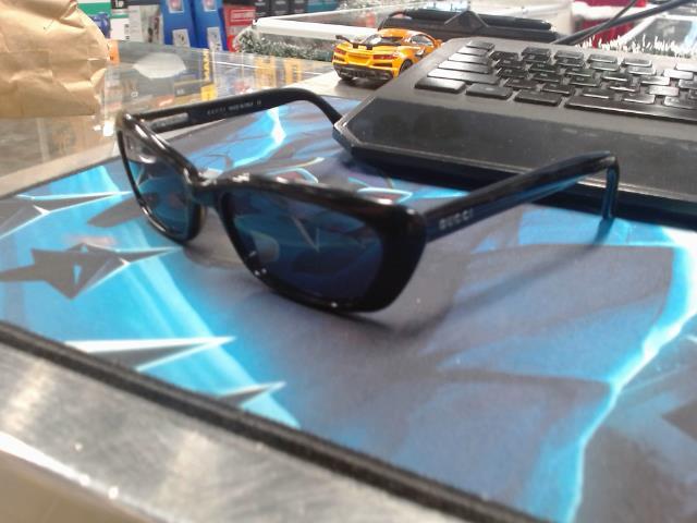 Lunette soleil gucci pour femme