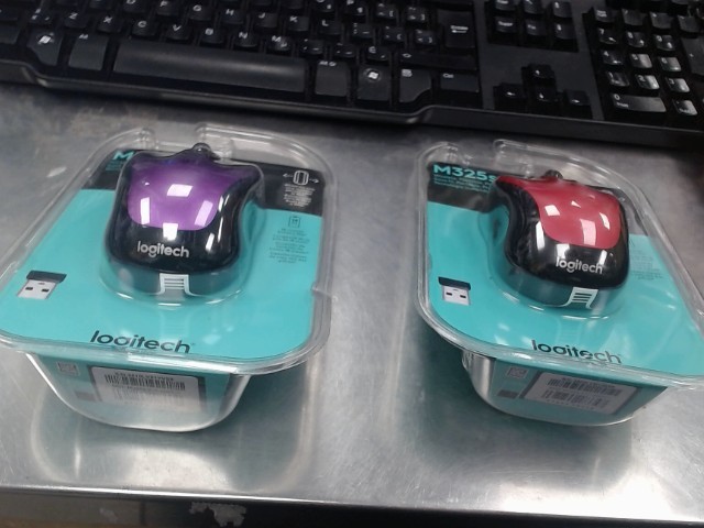 Souris new in box purple