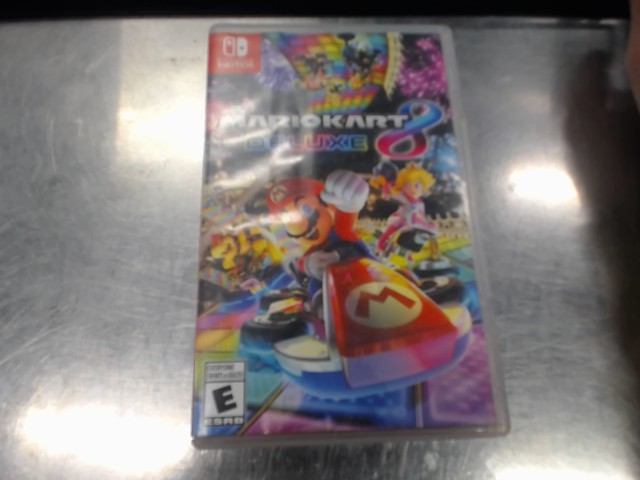 Mario kart 8 deluxe