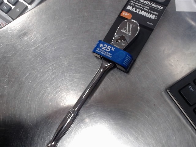 Flex-head ratchet 1/4