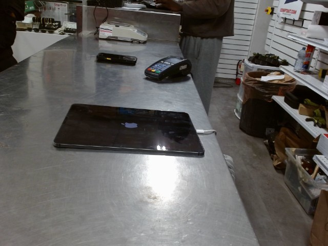 Ipad pro 2nd gen 12.9p