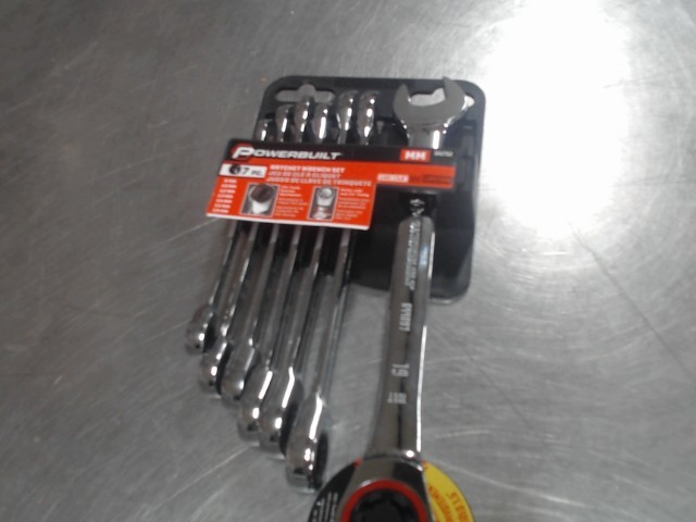 Jeu de cle a cliquet 7 morceau neuf