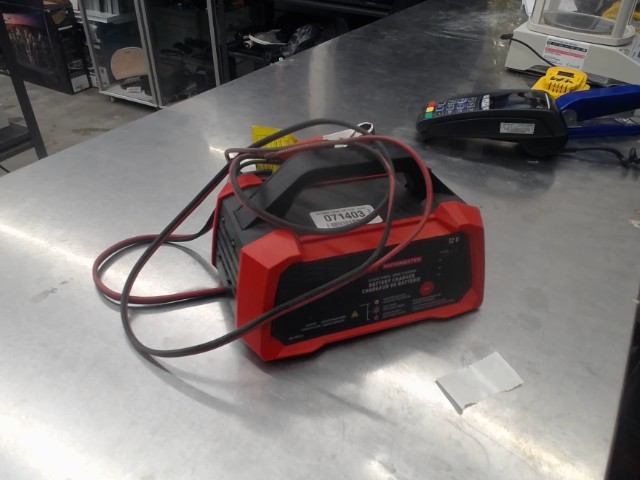 Chargeur motomaster batterie auto