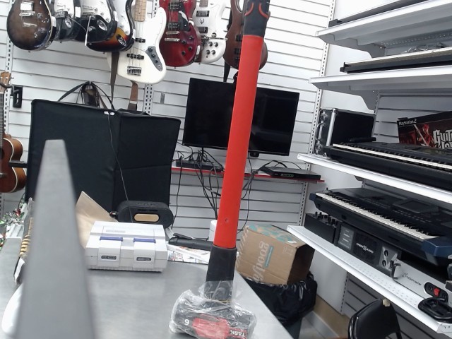 Sledge hammer task 6 lbs