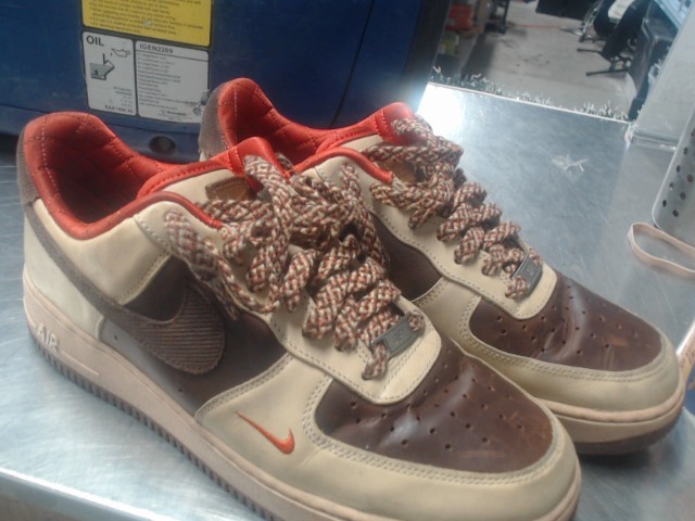 Air force one used no box size 9.5