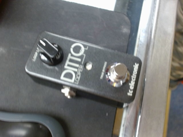 Pedale guitare ditto looper