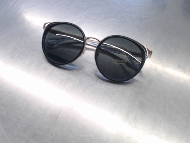 Lunettes de soleil versace made in italy