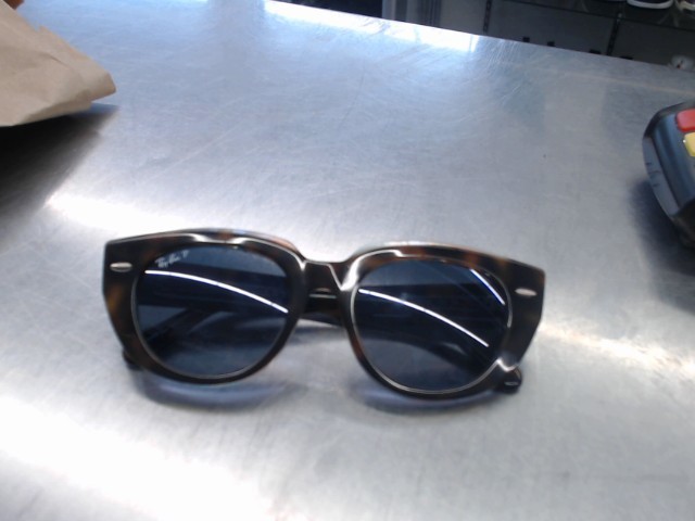 Rayban polarized doreen 52 20