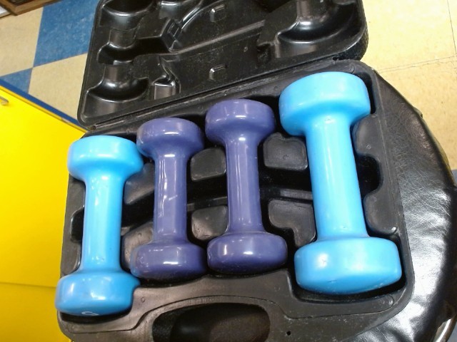 Dumbbell set in case 3-5lbs