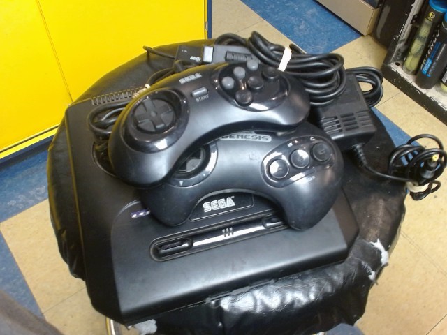 Sega genesis with 2 controler