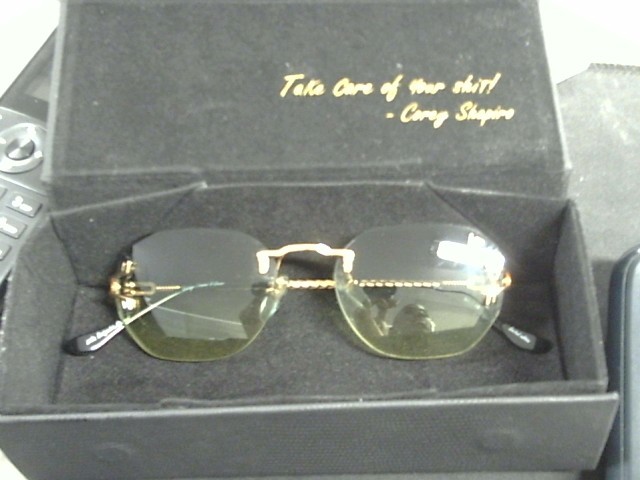 Lunnettte solaire versace