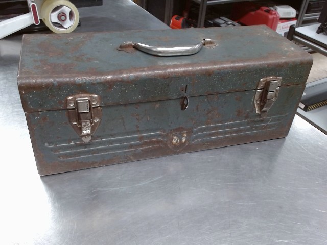 Couffre outils divers