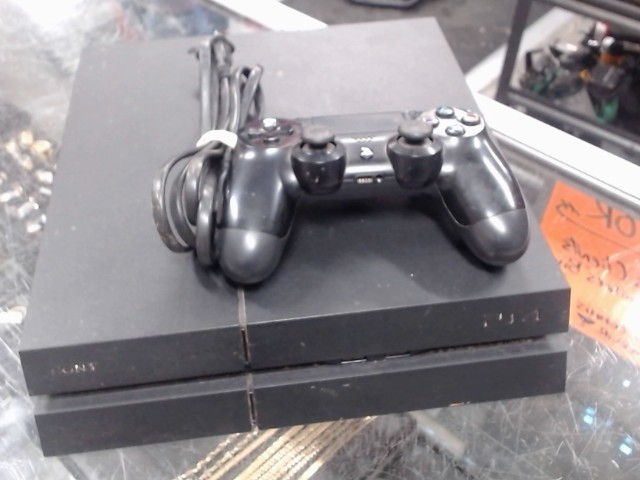 Console ps4+manette+fil