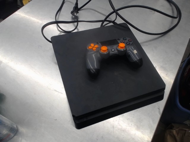 Console ps4 avec manette b03