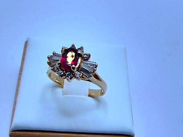 BAGUE EN OR 14KT   DIAMANTS