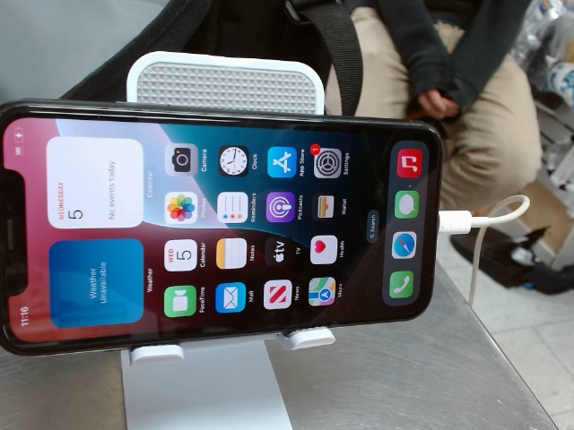 Iphone xr 128gb bonne etat