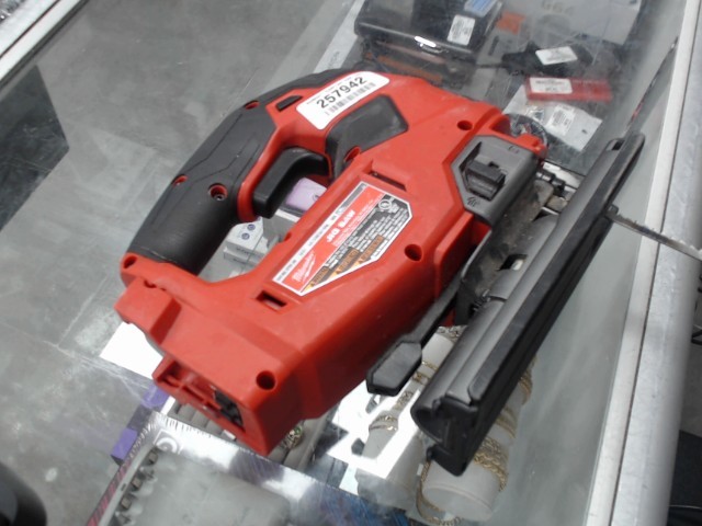 Scie sauteuse milwaukee