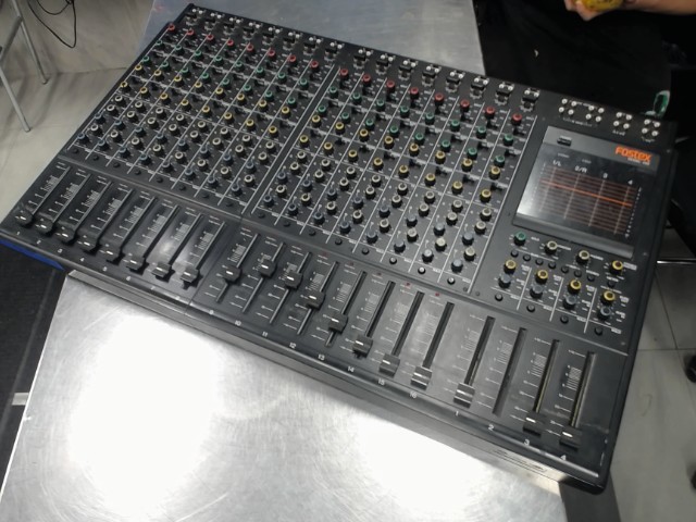 Mapex 450 table de mixage