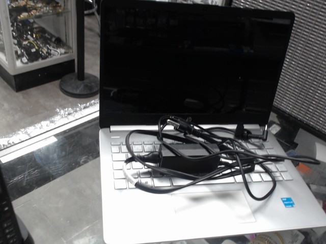 Ordinateur portable hp gris