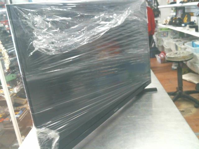 Television 32 pouces + manette