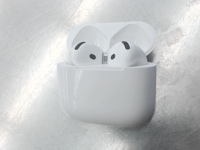 Air pods 4