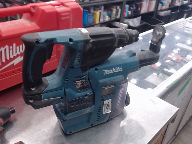 Drill makita