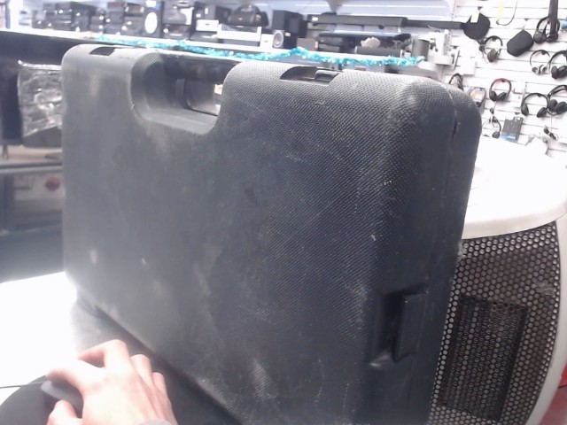 Ensemble douilles / case