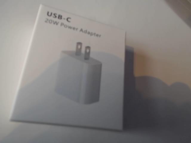 DUAL C ET A USB CHARGE 20W