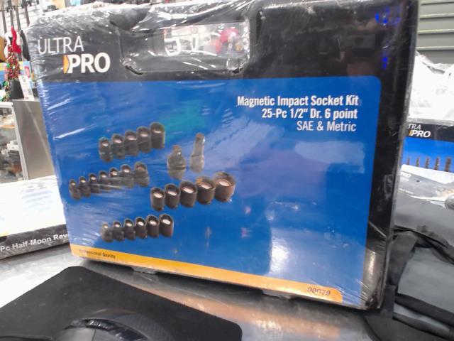 Douille magnetique x25 1/2