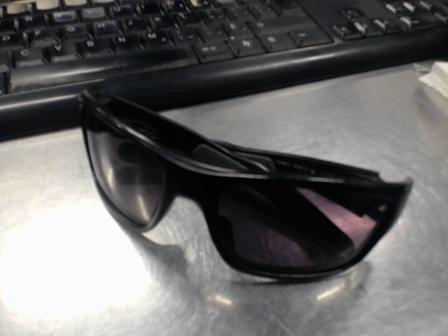 Lunette fum oakley turbine noir