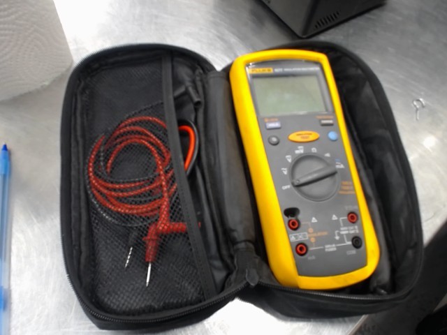 Multimetre fluke 1577 + sac + acc